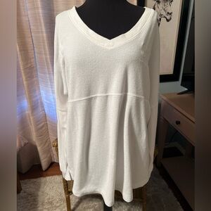 VS Pink White V-Neck Sweater